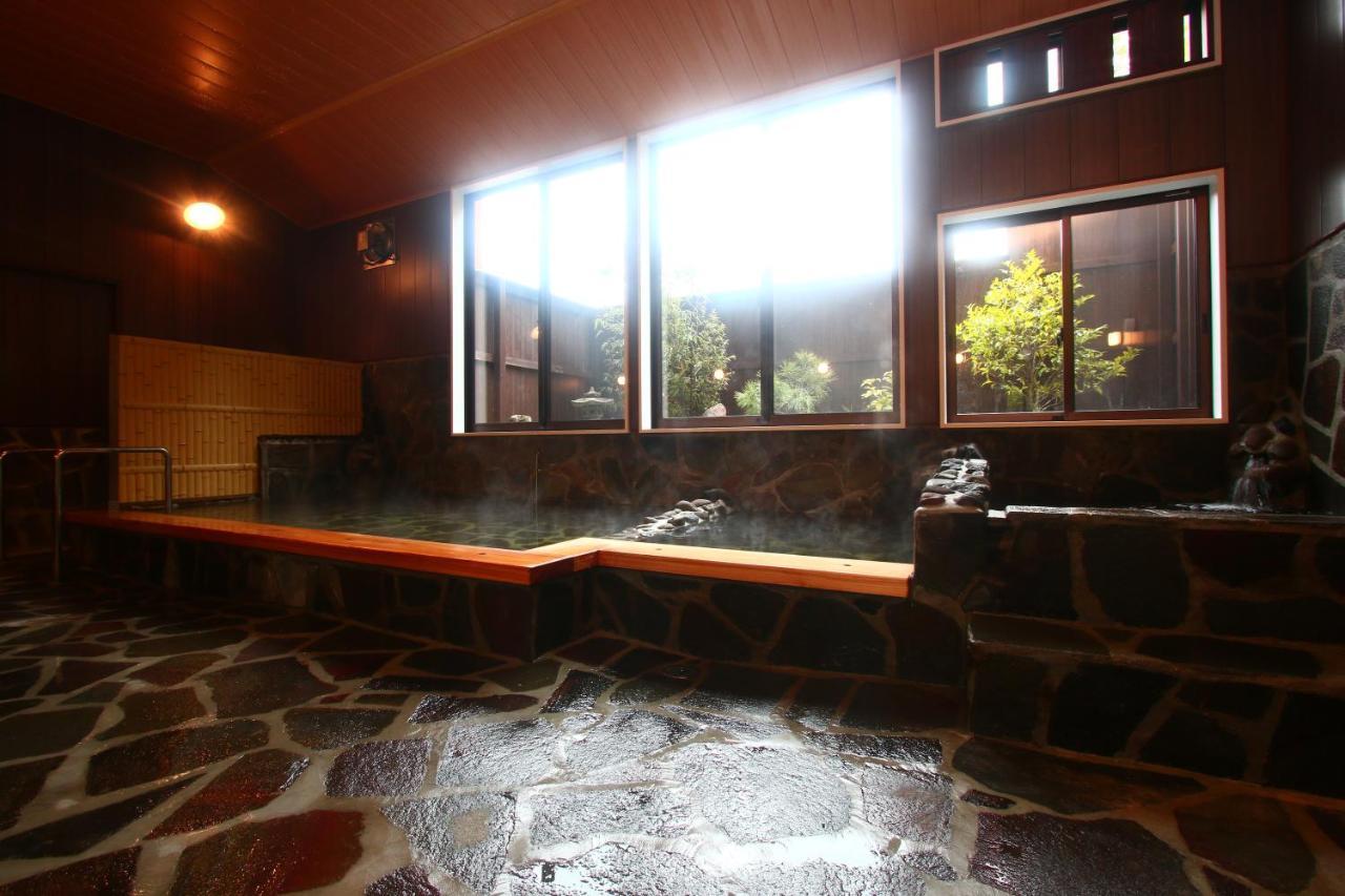 Hitoyoshi Onsen Ohgano Yado Hotel Екстериор снимка