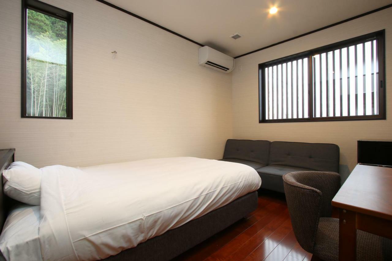 Hitoyoshi Onsen Ohgano Yado Hotel Екстериор снимка